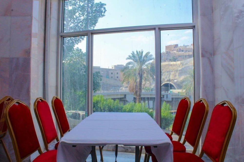 Snood Al Rayyan Hotel 12