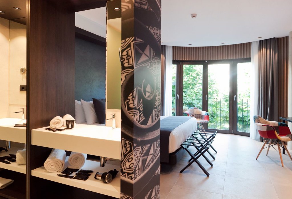 Rusticae Hotel Vila Arenys 23