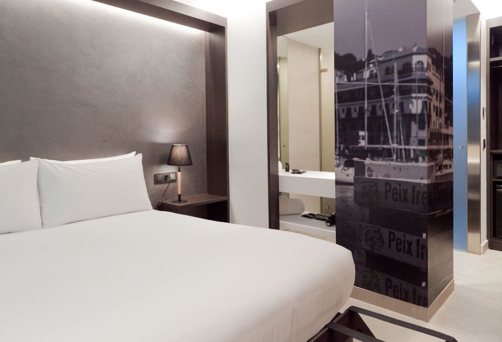 Rusticae Hotel Vila Arenys 3