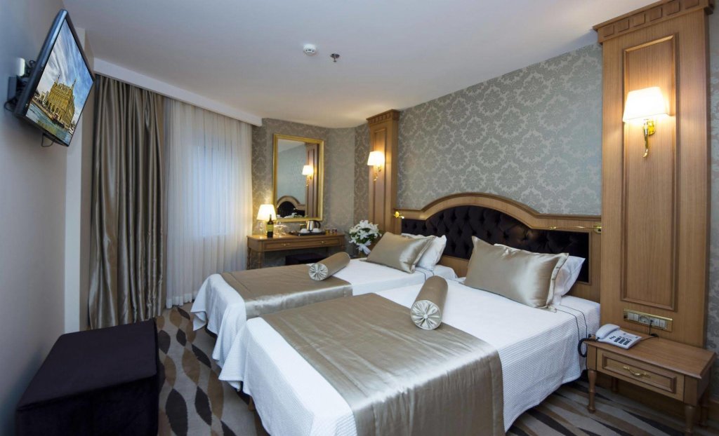 Aprilis Hotel - Special class 13