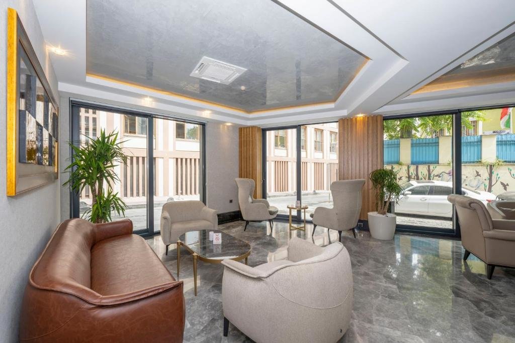 Hotel Ravi 2