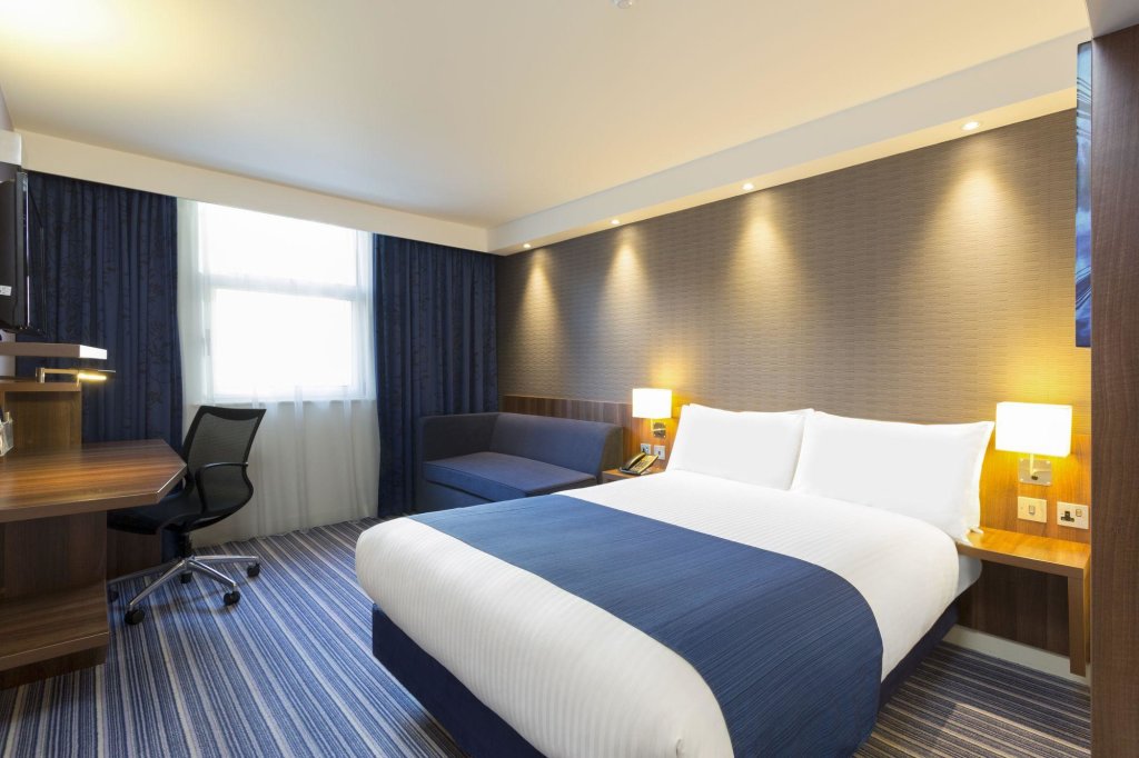 Holiday Inn Express London - Southwark, an IHG Hotel 12