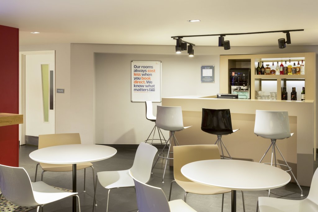 Holiday Inn Express London - Southwark, an IHG Hotel 2