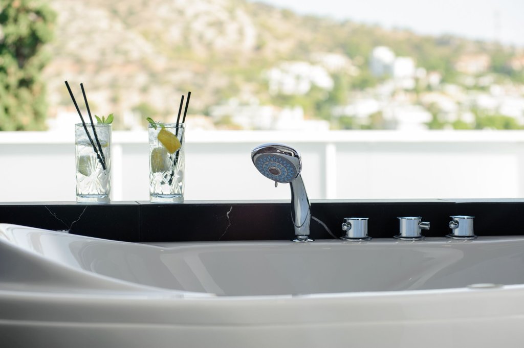 Athenian Riviera Hotel & Suites 15