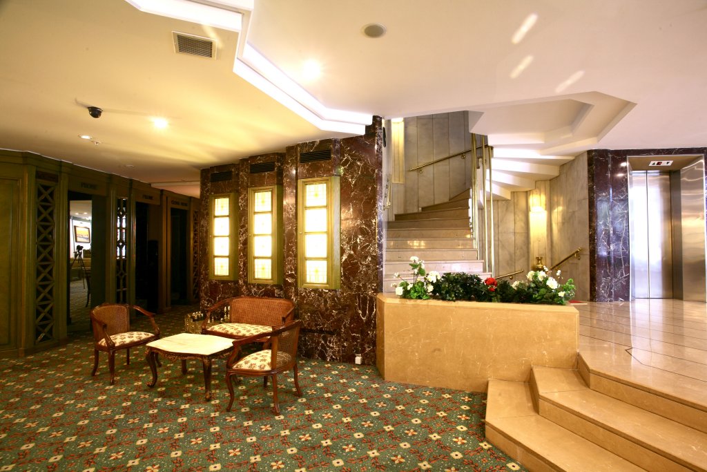 Istanbul Royal Hotel 17