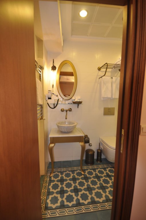 Merial Hotel 17