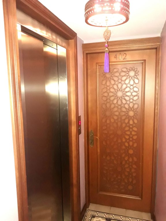 Merial Hotel 23