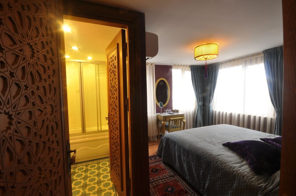 Merial Hotel 8