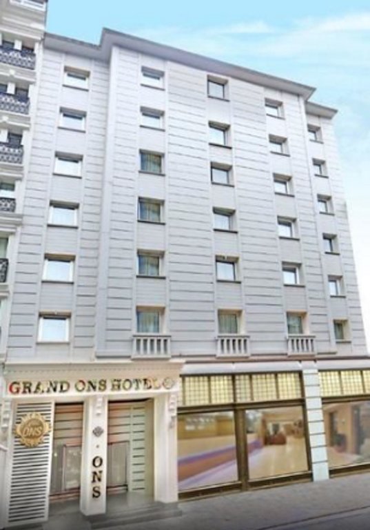 Grand Ons Hotel 23