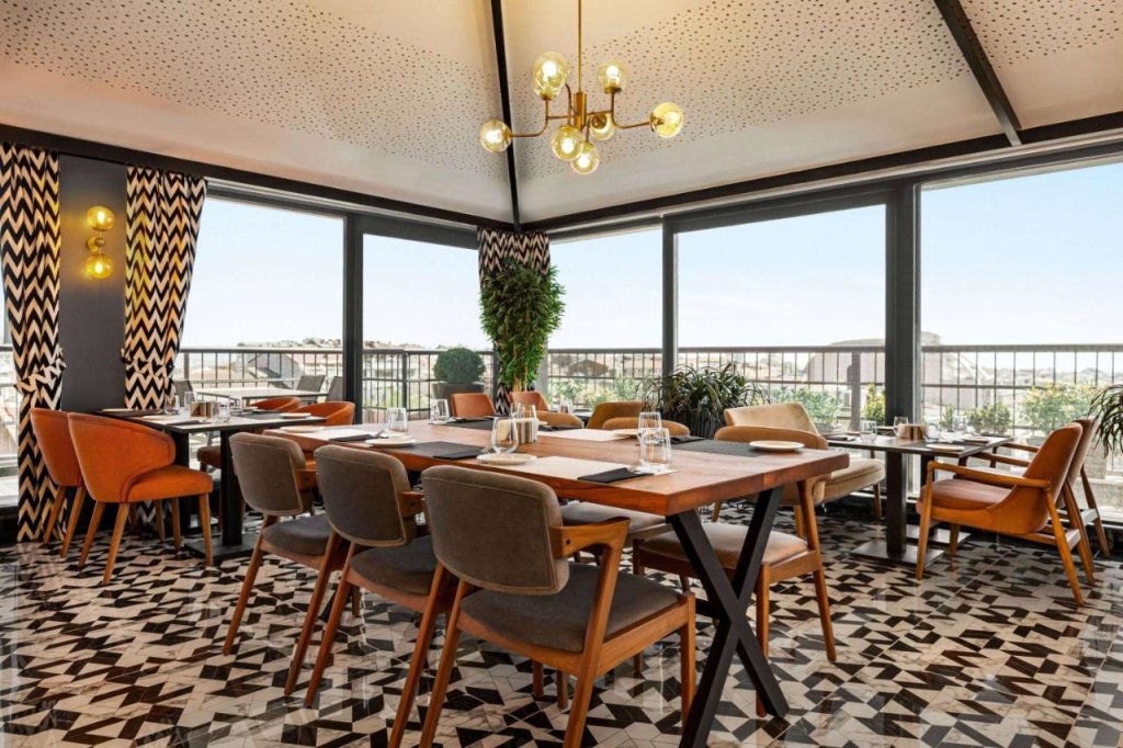 Ramada Encore by Wyndham Istanbul Sisli 16