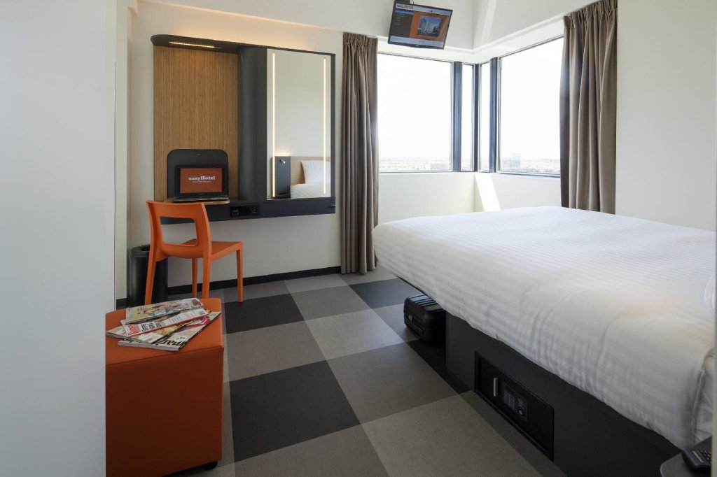 easyHotel Amsterdam Zaandam 17