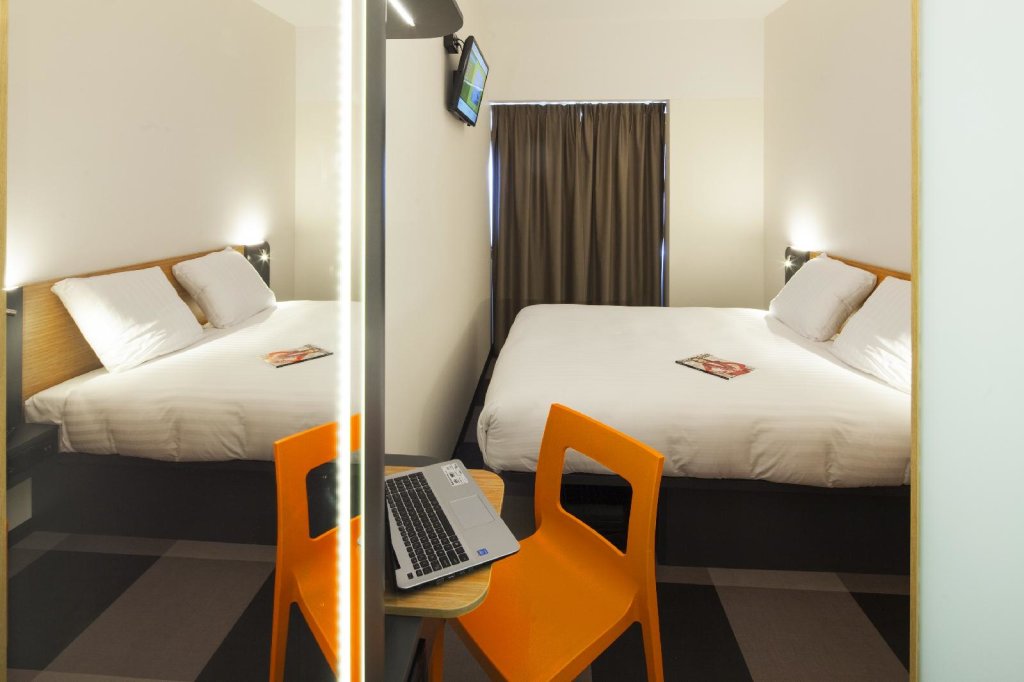 easyHotel Amsterdam Zaandam 4