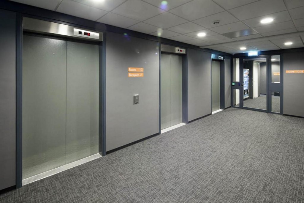 easyHotel Amsterdam Zaandam 8