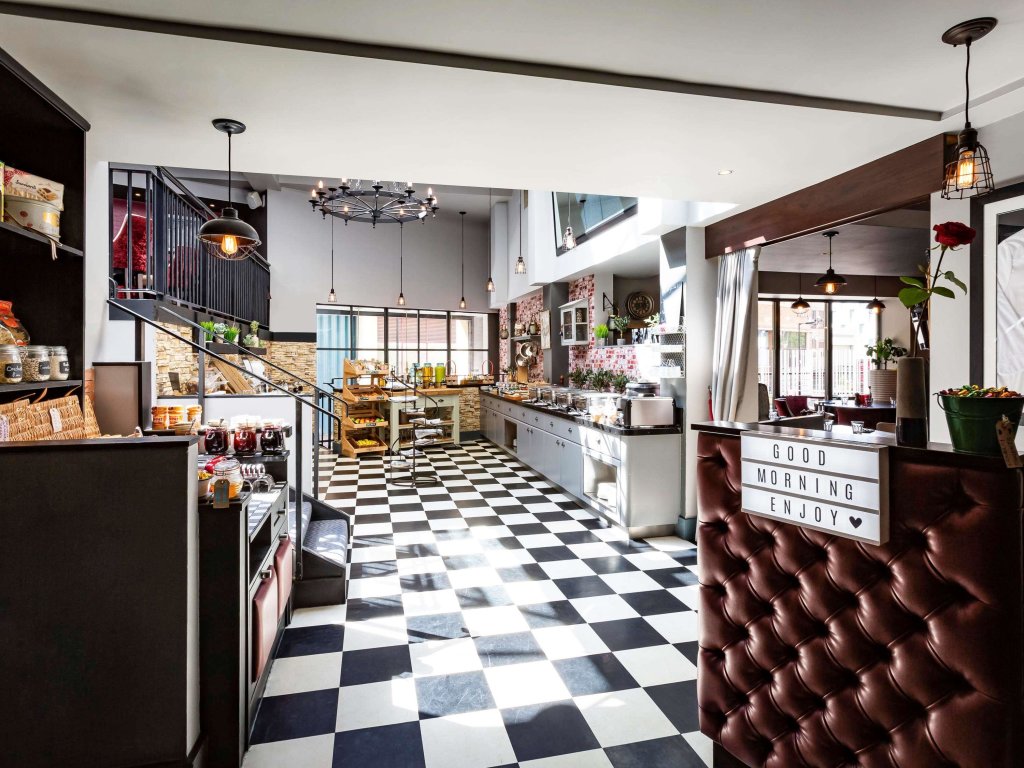 Mercure London Bridge 19
