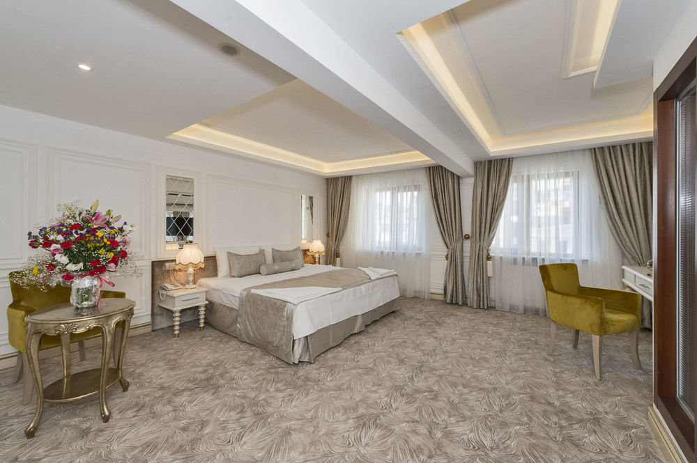 Escardin Hotel 24