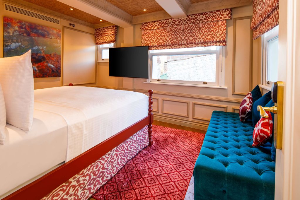 Hagia Sofia Mansions Istanbul, Curio Collection by Hilton 3