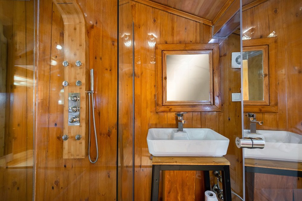 Wonder Wood Hotel 11