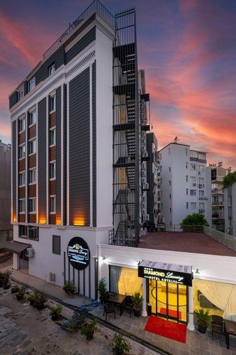 Diamond luxury Hotel 17