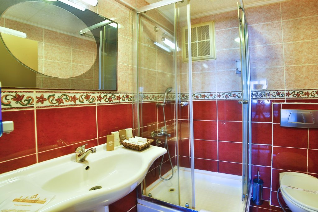 Hotel Grand Emin 19
