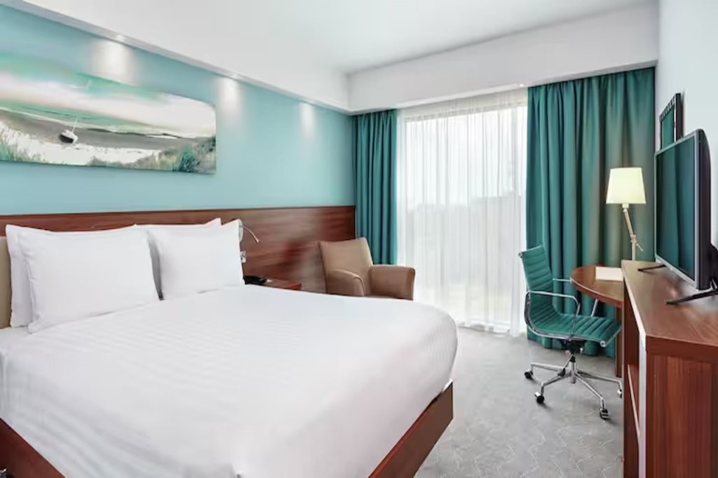 Hampton by Hilton Istanbul Sirkeci 8
