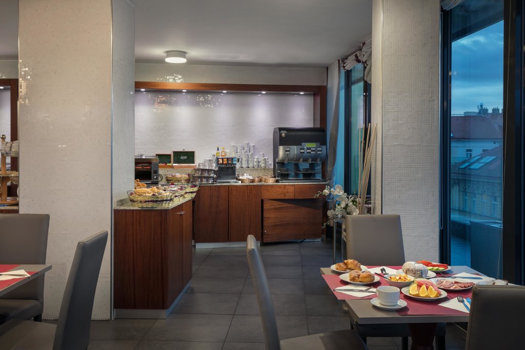 Hotel Galileo Prague 11