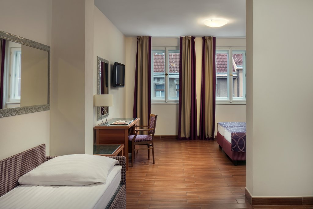 Hotel Galileo Prague 20