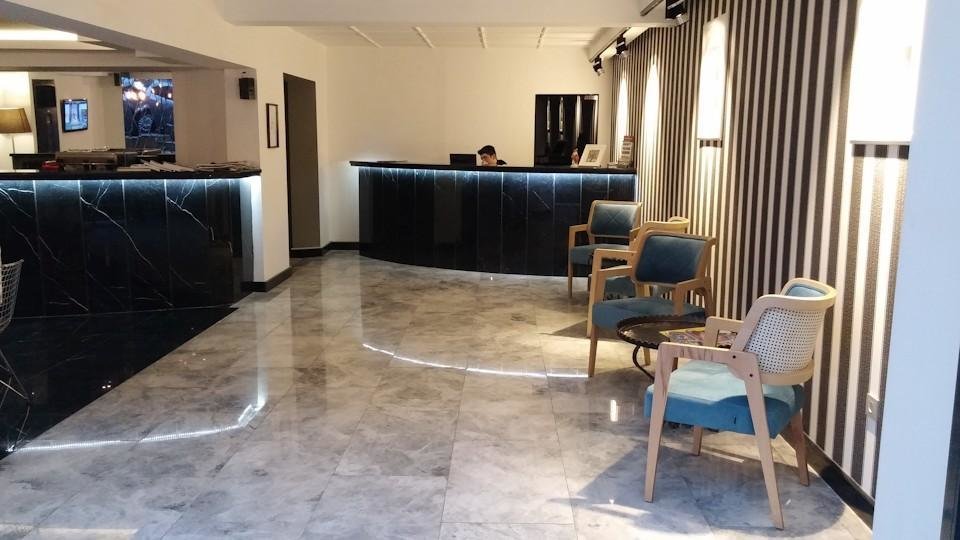 Semsan Hotel 18