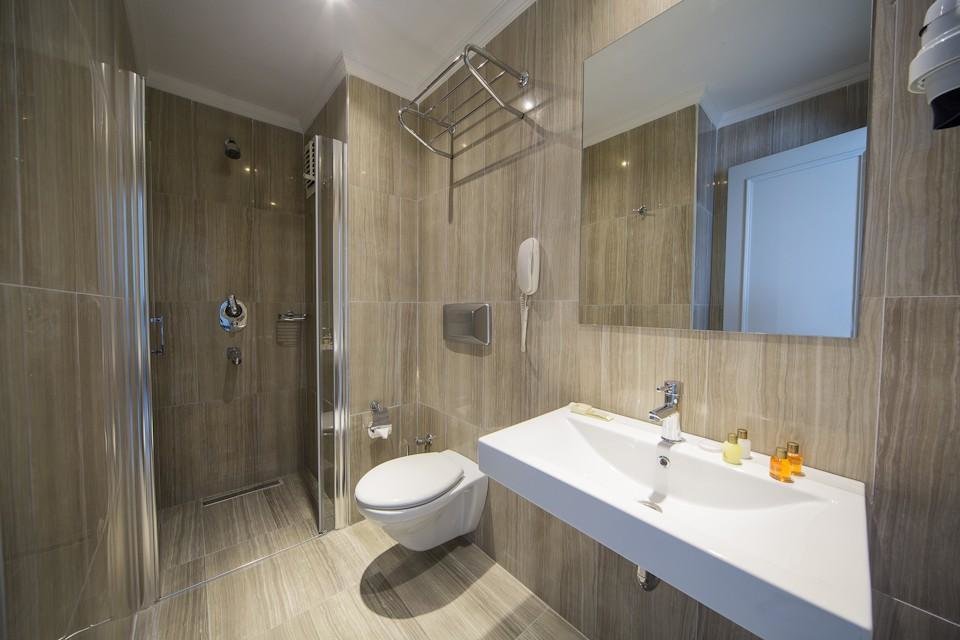 Semsan Hotel 9