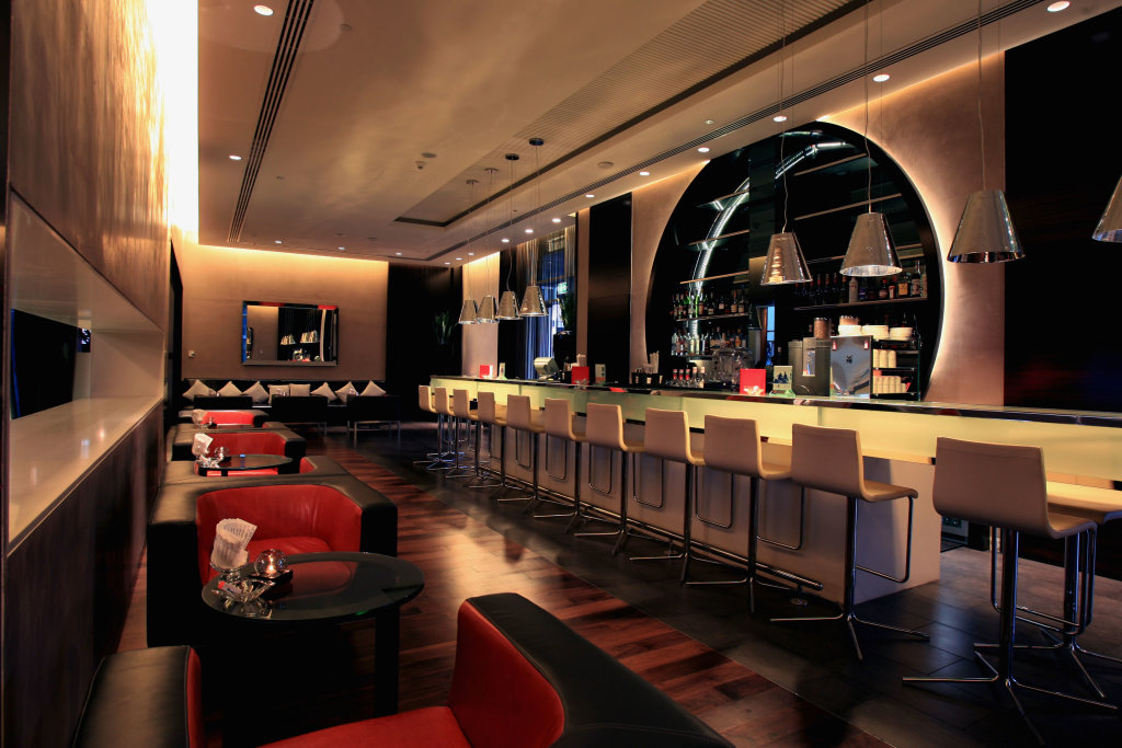 Centro Yas Island 12