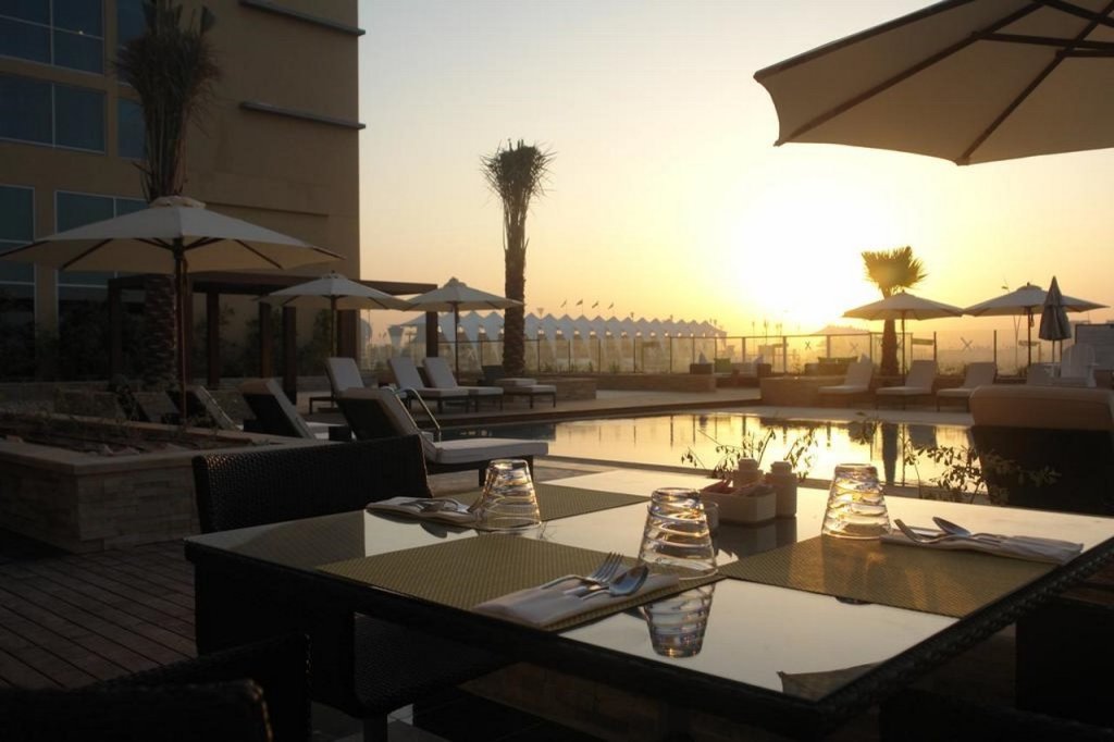 Centro Yas Island 2