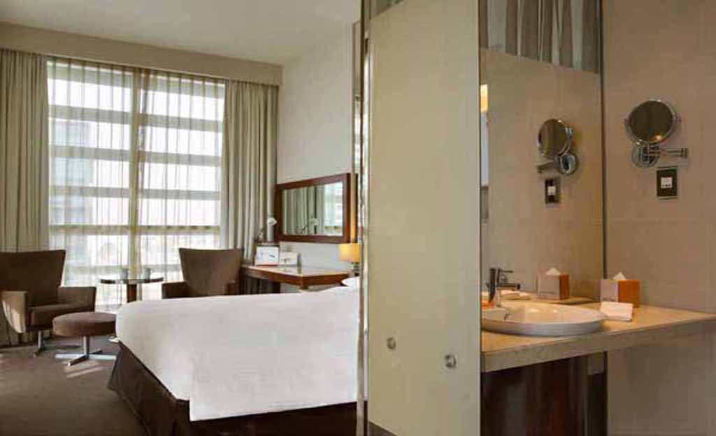 Centro Yas Island 4