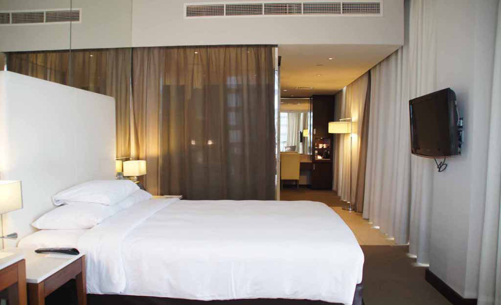 Centro Yas Island 5