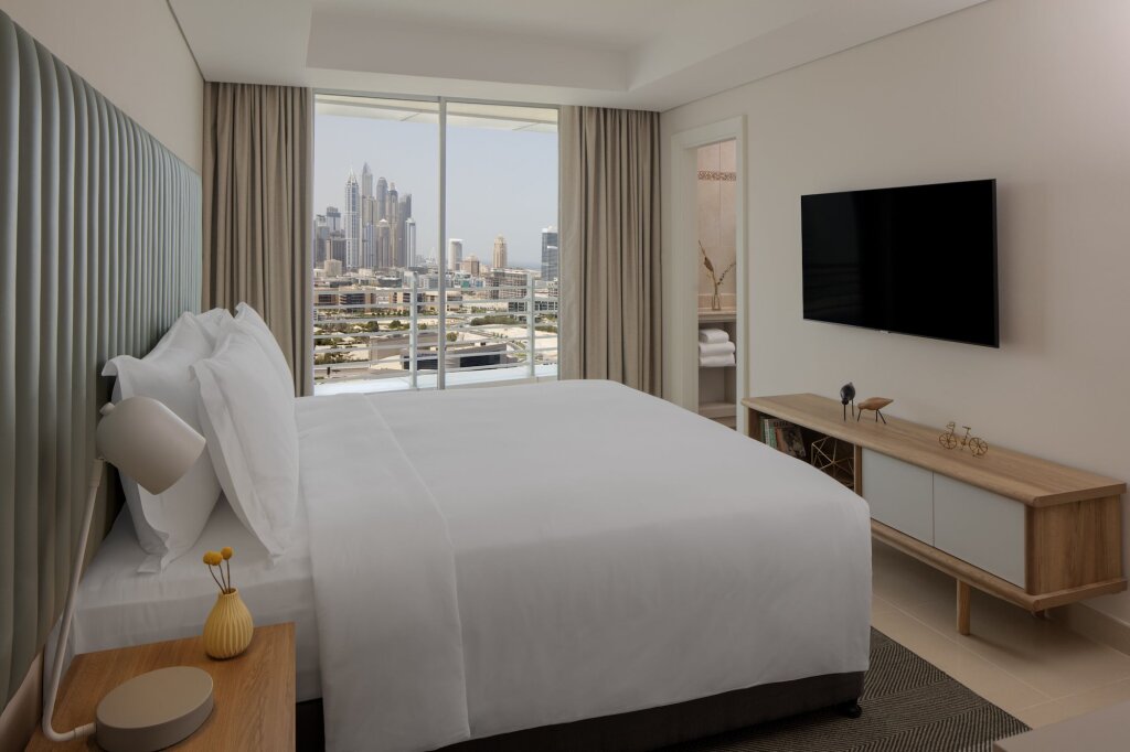 Staybridge Suites Dubai Internet City, An IHGHotel 12