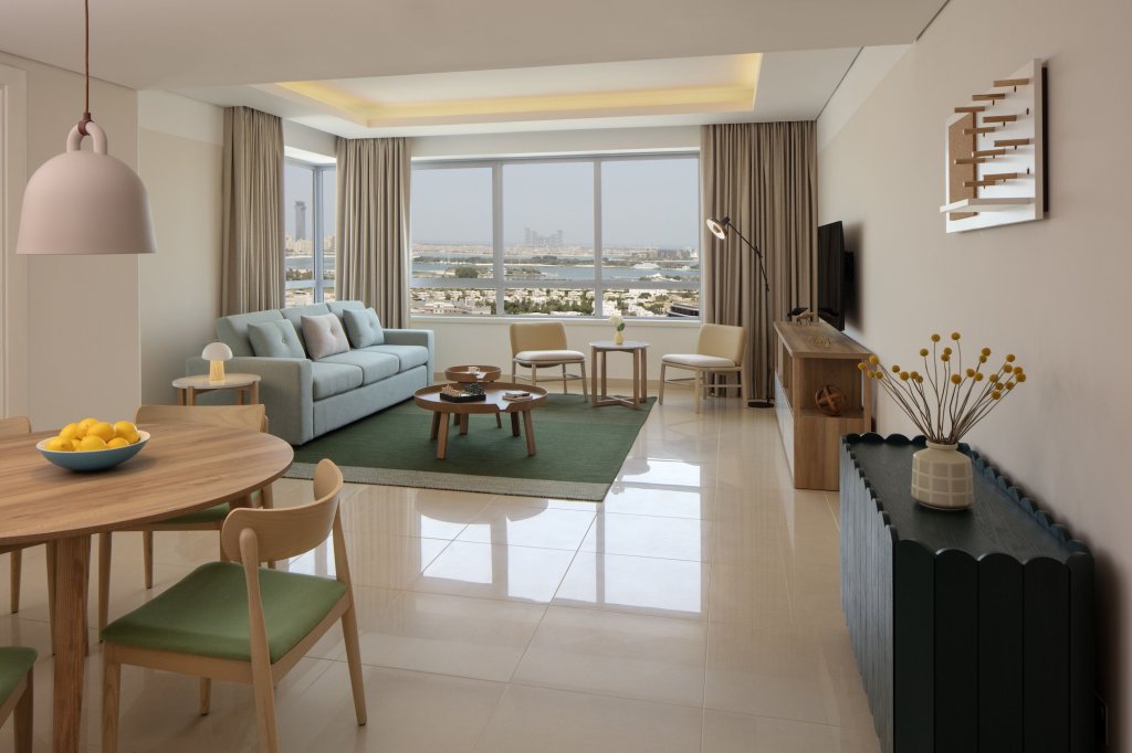Staybridge Suites Dubai Internet City, An IHGHotel 18