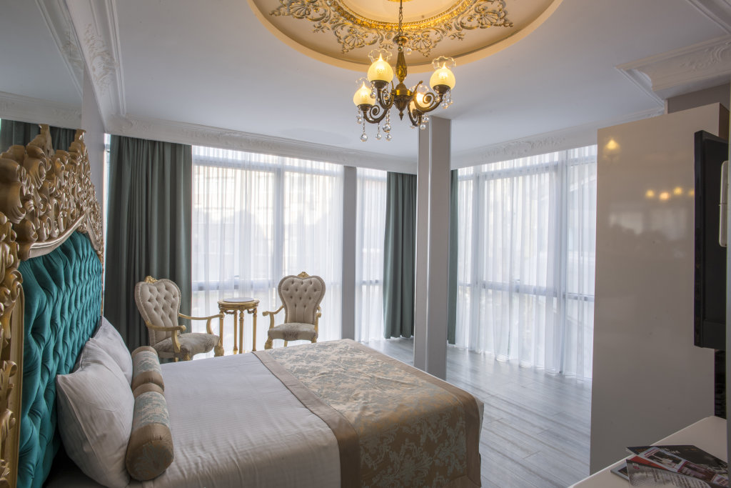 White Monarch Hotel 12