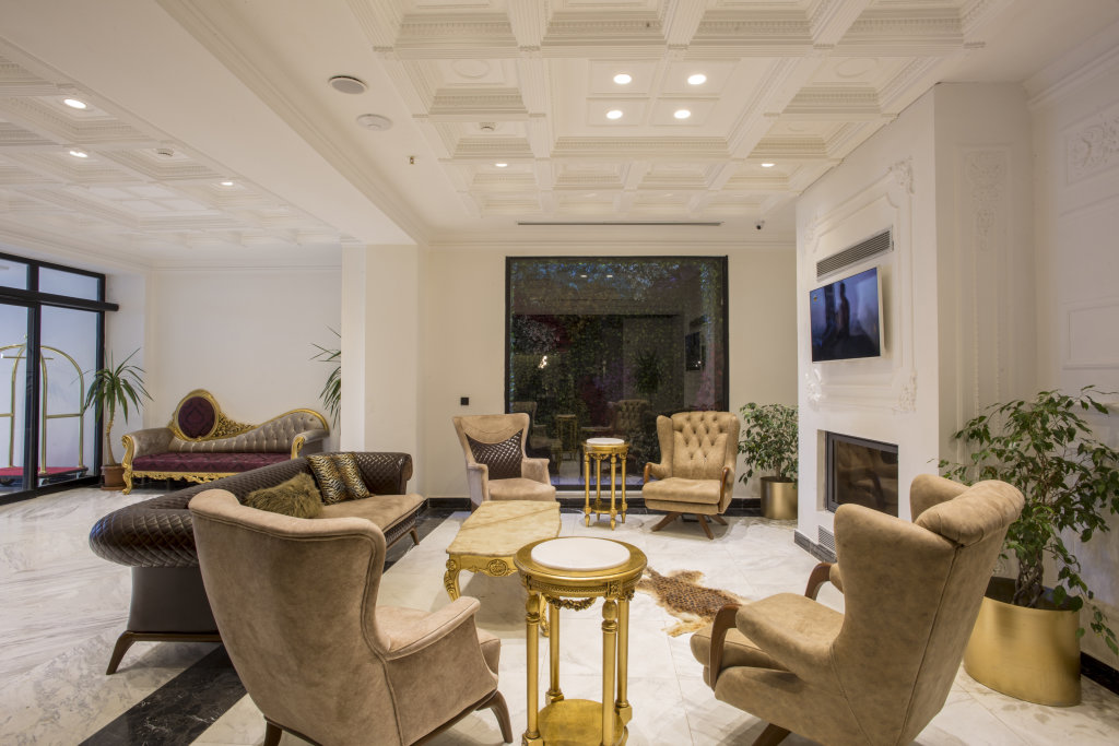 White Monarch Hotel 13