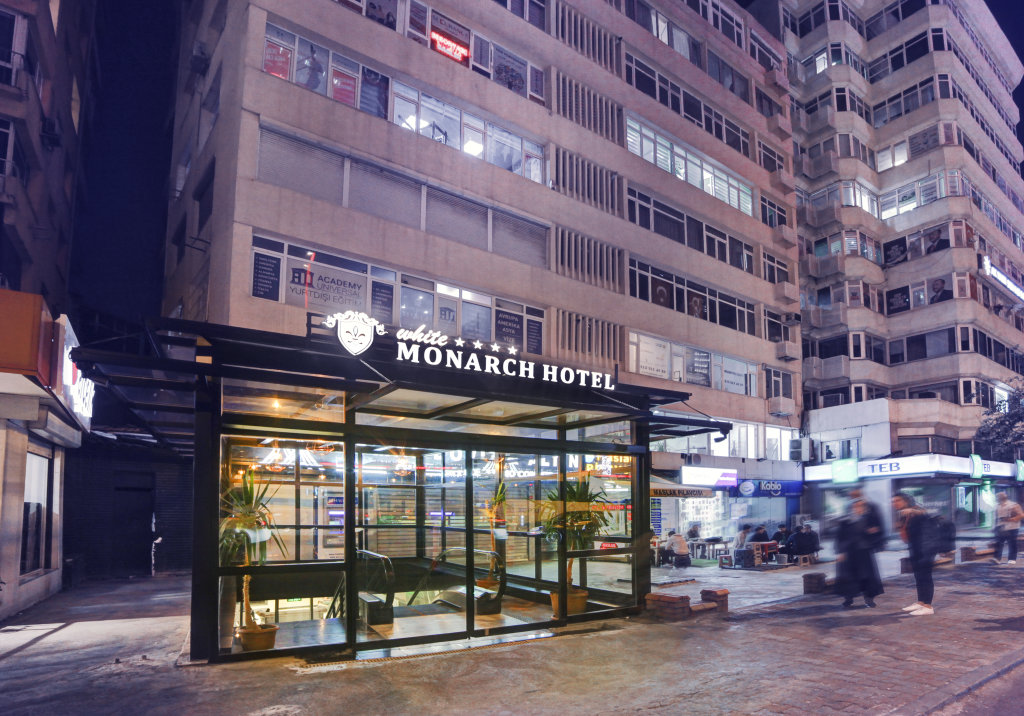 White Monarch Hotel 18