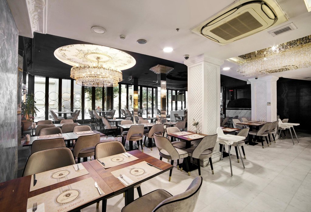 White Monarch Hotel 2