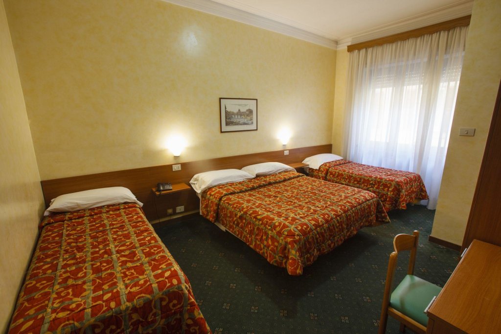 Hotel Adriatic 13