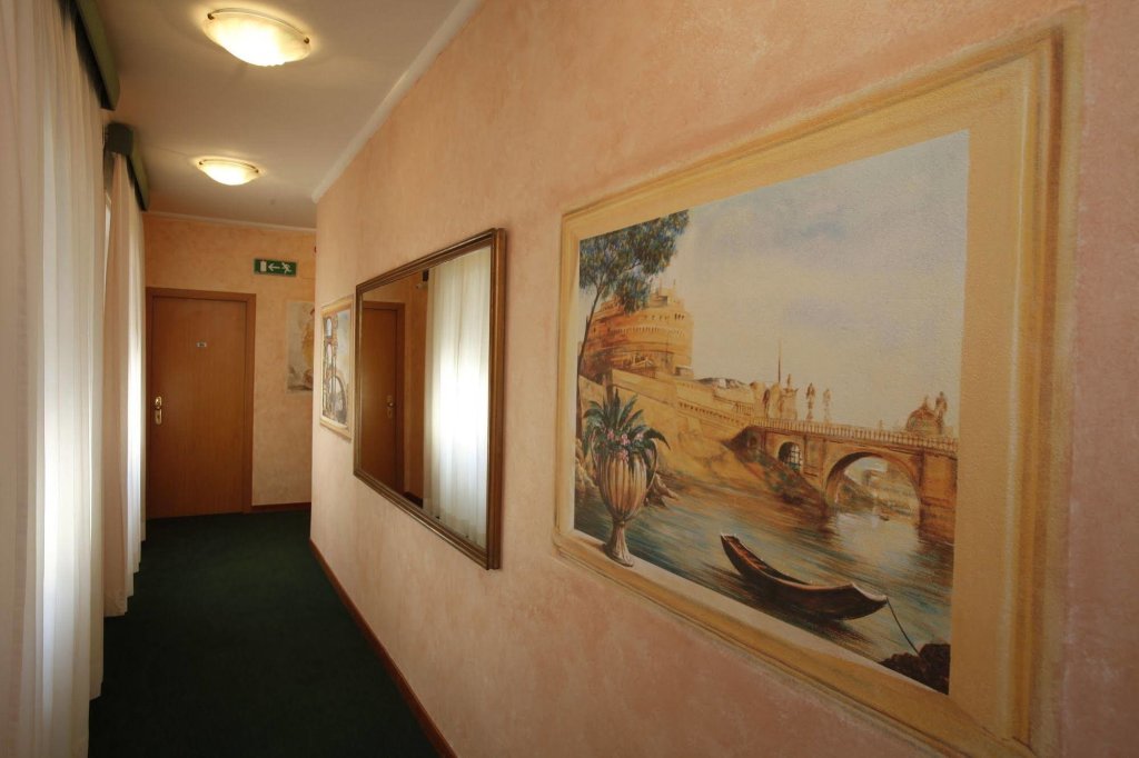 Hotel Adriatic 18