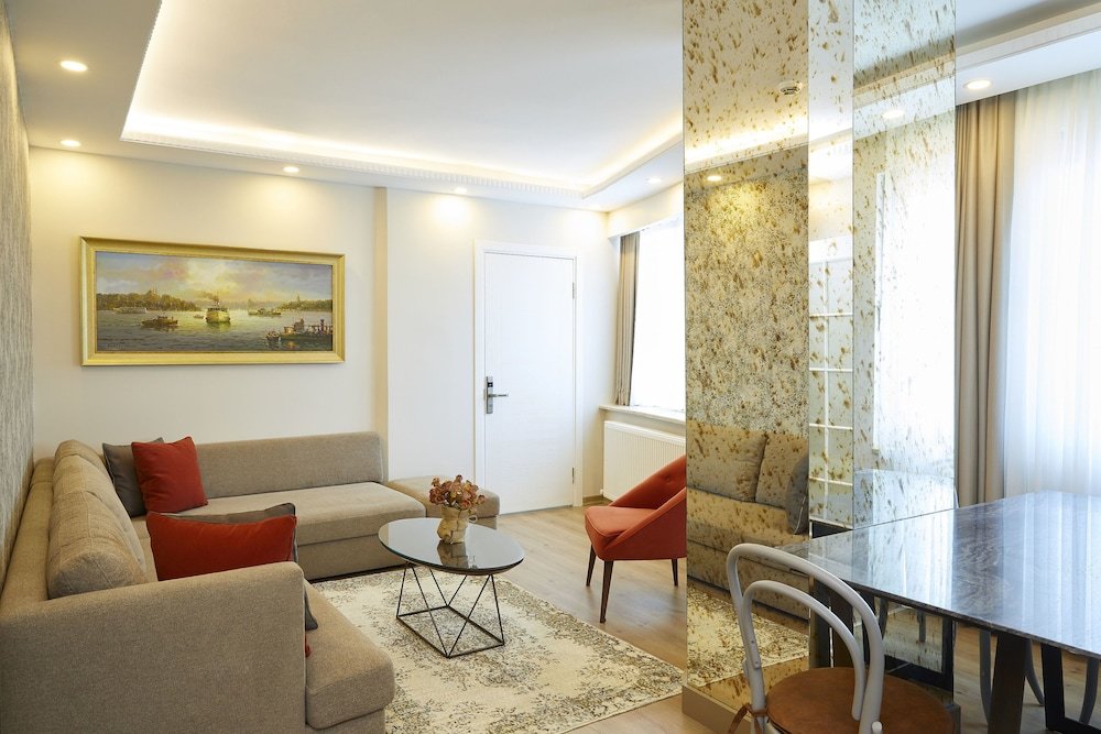 All Seasons Suites 4