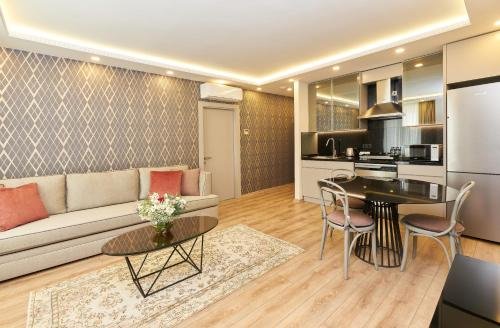 All Seasons Suites 6