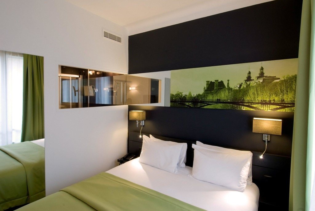 Hotel Bailli de Suffren 13