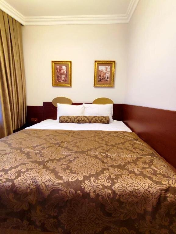 Euro Diamond Hotel 10