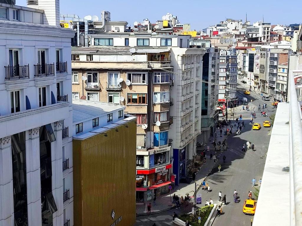 Euro Diamond Hotel 21