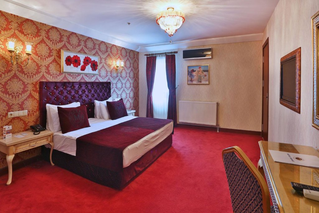 Hotel Mosaic 2