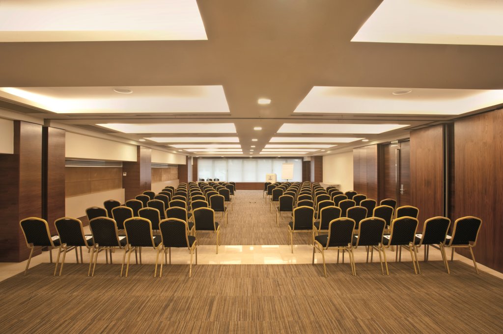 Dedeman Istanbul 10