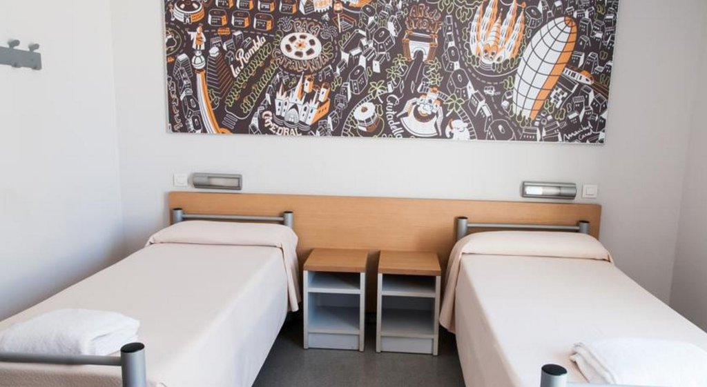 Barcelona Pere Tarrés Hostel 4