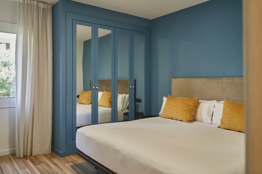 Arenas Atiram Hotels 24