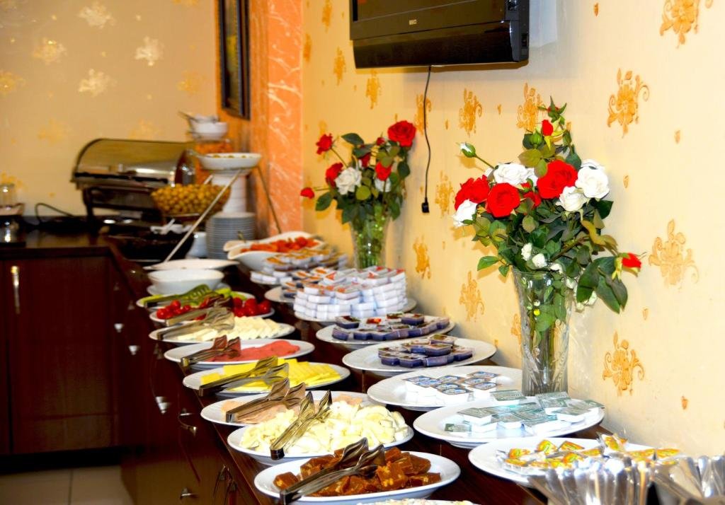 May Hotel 11